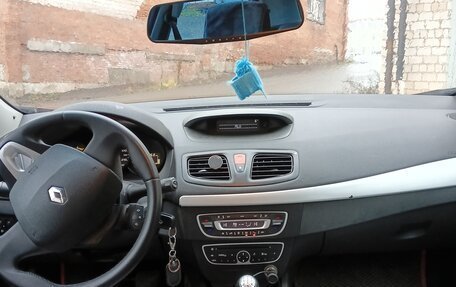 Renault Megane III, 2010 год, 500 000 рублей, 2 фотография