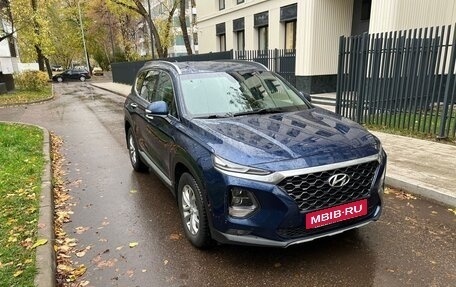 Hyundai Santa Fe IV, 2019 год, 2 300 000 рублей, 2 фотография