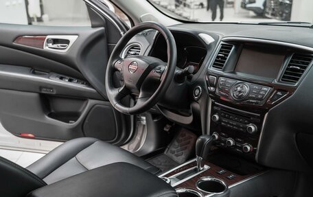 Nissan Pathfinder, 2014 год, 1 499 000 рублей, 16 фотография