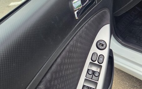 Hyundai Solaris II рестайлинг, 2013 год, 870 000 рублей, 7 фотография