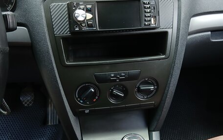 Skoda Octavia, 2005 год, 650 000 рублей, 12 фотография