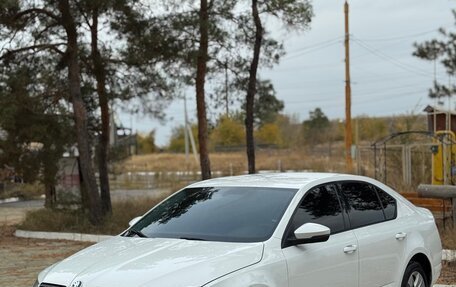 Skoda Octavia, 2013 год, 1 020 000 рублей, 2 фотография