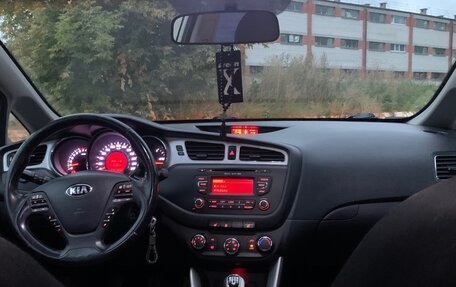 KIA cee'd III, 2014 год, 850 000 рублей, 2 фотография