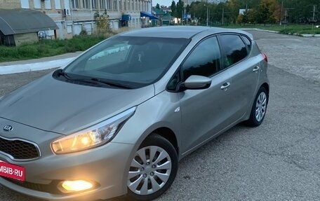 KIA cee'd III, 2014 год, 850 000 рублей, 6 фотография