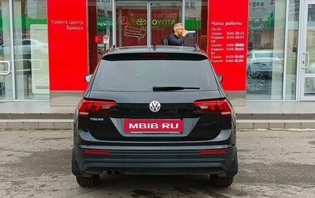 Volkswagen Tiguan II, 2019 год, 2 149 000 рублей, 6 фотография