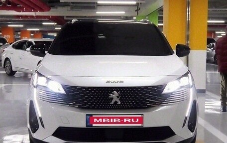 Peugeot 3008 II, 2022 год, 2 268 000 рублей, 2 фотография