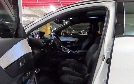 Peugeot 3008 II, 2022 год, 2 268 000 рублей, 5 фотография