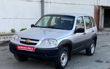 Chevrolet Niva I рестайлинг, 2019 год, 720 000 рублей, 2 фотография