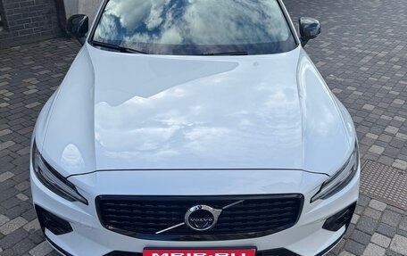 Volvo S60 III, 2022 год, 3 300 000 рублей, 3 фотография