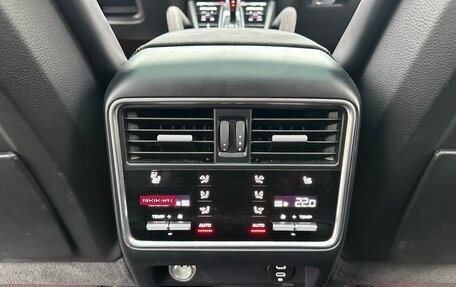 Porsche Cayenne III, 2021 год, 10 800 000 рублей, 16 фотография