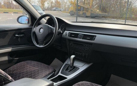 BMW 3 серия, 2006 год, 680 000 рублей, 11 фотография