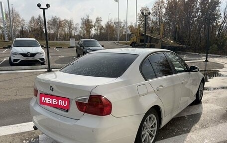 BMW 3 серия, 2006 год, 680 000 рублей, 8 фотография
