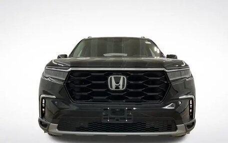 Honda Pilot, 2023 год, 6 130 000 рублей, 2 фотография