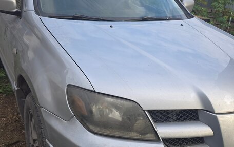 Mitsubishi Outlander III рестайлинг 3, 2004 год, 365 000 рублей, 7 фотография