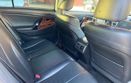 Toyota Camry, 2008 год, 899 999 рублей, 17 фотография