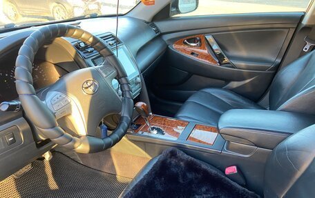 Toyota Camry, 2008 год, 899 999 рублей, 19 фотография