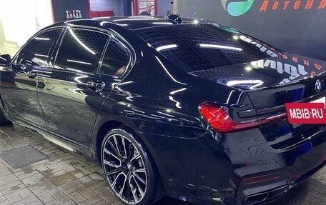 BMW 7 серия, 2016 год, 3 850 000 рублей, 6 фотография