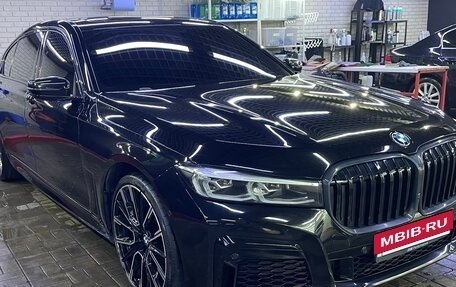 BMW 7 серия, 2016 год, 3 850 000 рублей, 4 фотография