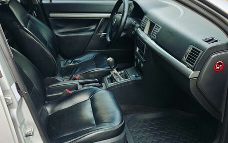 Opel Vectra C рестайлинг, 2003 год, 270 000 рублей, 18 фотография