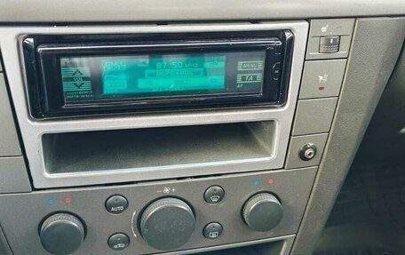 Opel Vectra C рестайлинг, 2003 год, 270 000 рублей, 20 фотография