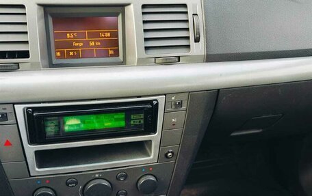 Opel Vectra C рестайлинг, 2003 год, 270 000 рублей, 21 фотография