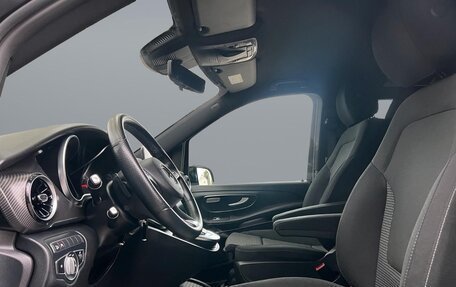 Mercedes-Benz V-Класс, 2022 год, 6 600 000 рублей, 13 фотография