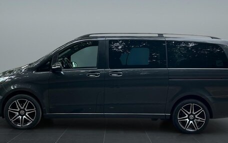 Mercedes-Benz V-Класс, 2022 год, 6 600 000 рублей, 8 фотография