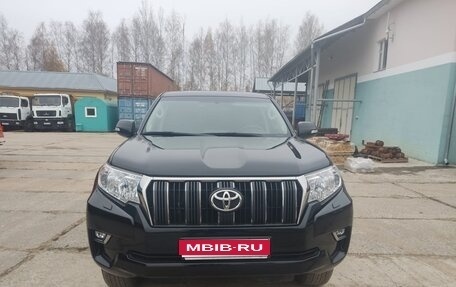 Toyota Land Cruiser Prado 150 рестайлинг 2, 2020 год, 6 290 000 рублей, 1 фотография