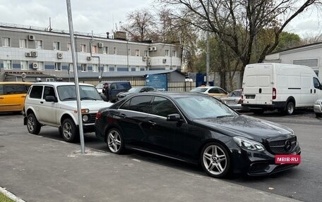 Mercedes-Benz E-Класс, 2013 год, 1 850 000 рублей, 2 фотография