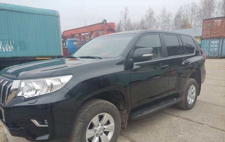 Toyota Land Cruiser Prado 150 рестайлинг 2, 2020 год, 6 290 000 рублей, 2 фотография