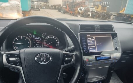 Toyota Land Cruiser Prado 150 рестайлинг 2, 2020 год, 6 290 000 рублей, 5 фотография