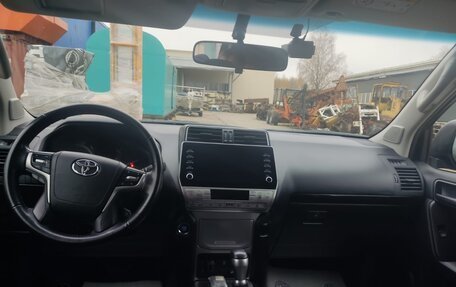 Toyota Land Cruiser Prado 150 рестайлинг 2, 2020 год, 6 290 000 рублей, 6 фотография