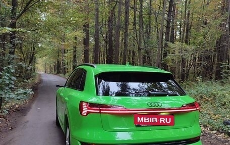 Audi e-tron I, 2020 год, 3 300 000 рублей, 3 фотография