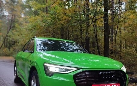 Audi e-tron I, 2020 год, 3 300 000 рублей, 7 фотография
