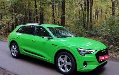 Audi e-tron I, 2020 год, 3 300 000 рублей, 10 фотография