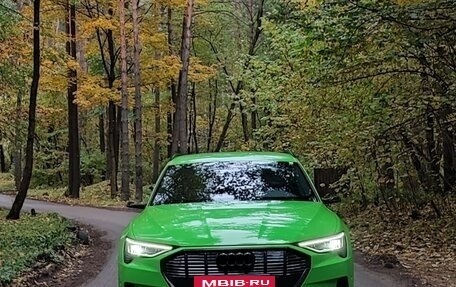 Audi e-tron I, 2020 год, 3 300 000 рублей, 15 фотография