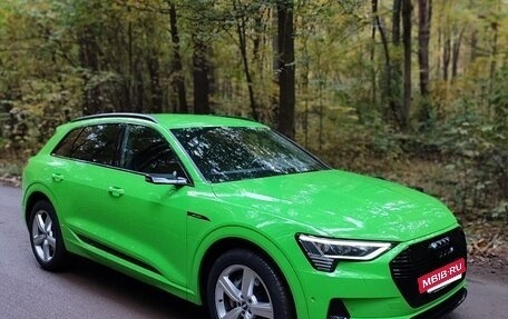 Audi e-tron I, 2020 год, 3 300 000 рублей, 14 фотография