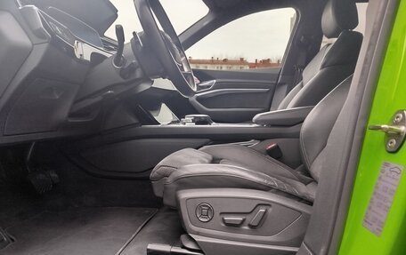 Audi e-tron I, 2020 год, 3 300 000 рублей, 30 фотография