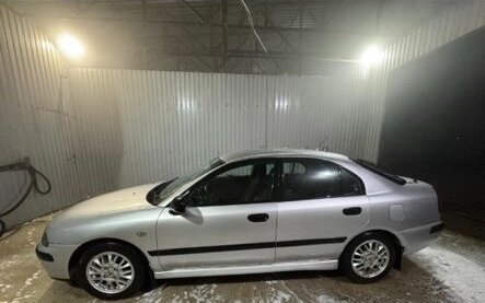 Mitsubishi Carisma I, 2003 год, 400 000 рублей, 1 фотография