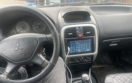 Mitsubishi Carisma I, 2003 год, 400 000 рублей, 7 фотография