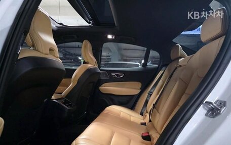 Volvo S60 III, 2022 год, 3 300 000 рублей, 8 фотография