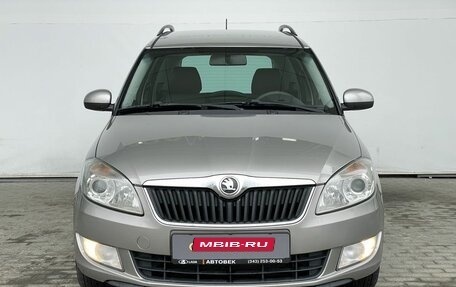 Skoda Roomster, 2013 год, 855 000 рублей, 2 фотография