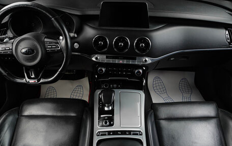 KIA Stinger I, 2019 год, 2 919 000 рублей, 8 фотография