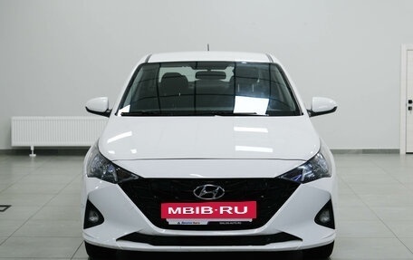 Hyundai Solaris II рестайлинг, 2021 год, 1 390 000 рублей, 5 фотография