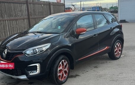 Renault Kaptur I рестайлинг, 2017 год, 1 370 000 рублей, 2 фотография