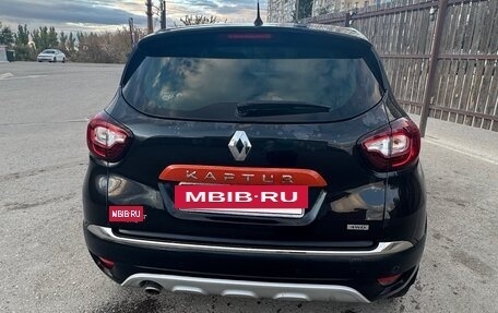 Renault Kaptur I рестайлинг, 2017 год, 1 370 000 рублей, 4 фотография