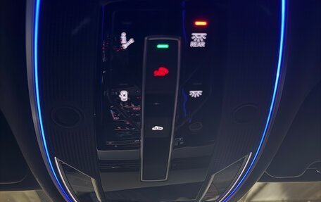 Audi S8, 2024 год, 21 000 000 рублей, 17 фотография