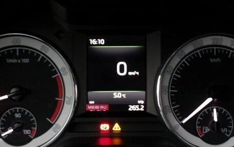 Skoda Octavia, 2017 год, 1 880 000 рублей, 9 фотография