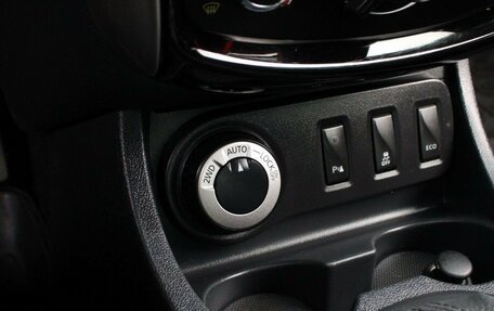 Nissan Terrano III, 2016 год, 1 499 000 рублей, 13 фотография