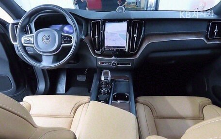 Volvo XC60 II, 2022 год, 5 400 000 рублей, 7 фотография